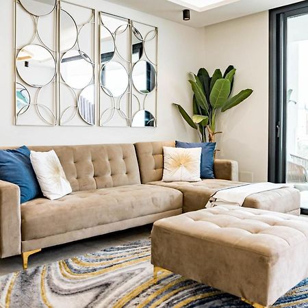 Inf25E- Tastefully Furnished Flat, Estepona Center Exteriér fotografie