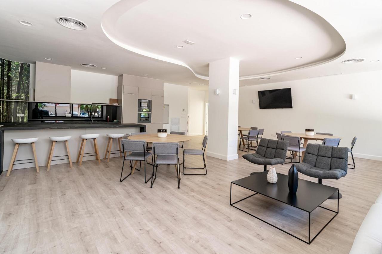 Inf25E- Tastefully Furnished Flat, Estepona Center Exteriér fotografie