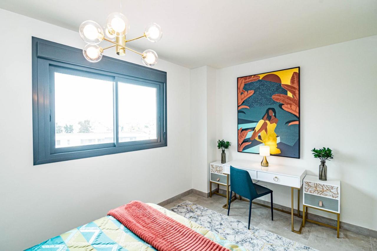 Inf25E- Tastefully Furnished Flat, Estepona Center Exteriér fotografie